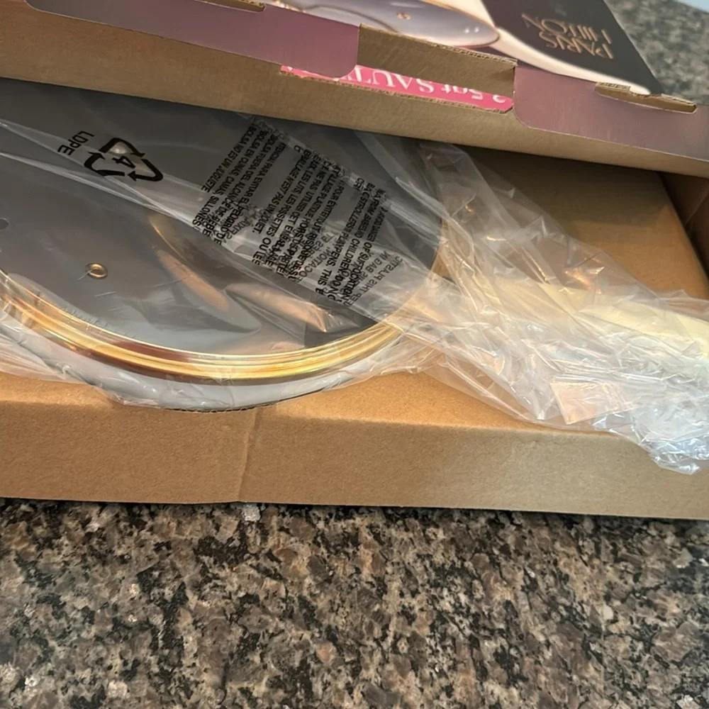 Paris Hilton White and Gold Sauté Pan with Glass Lid NEW